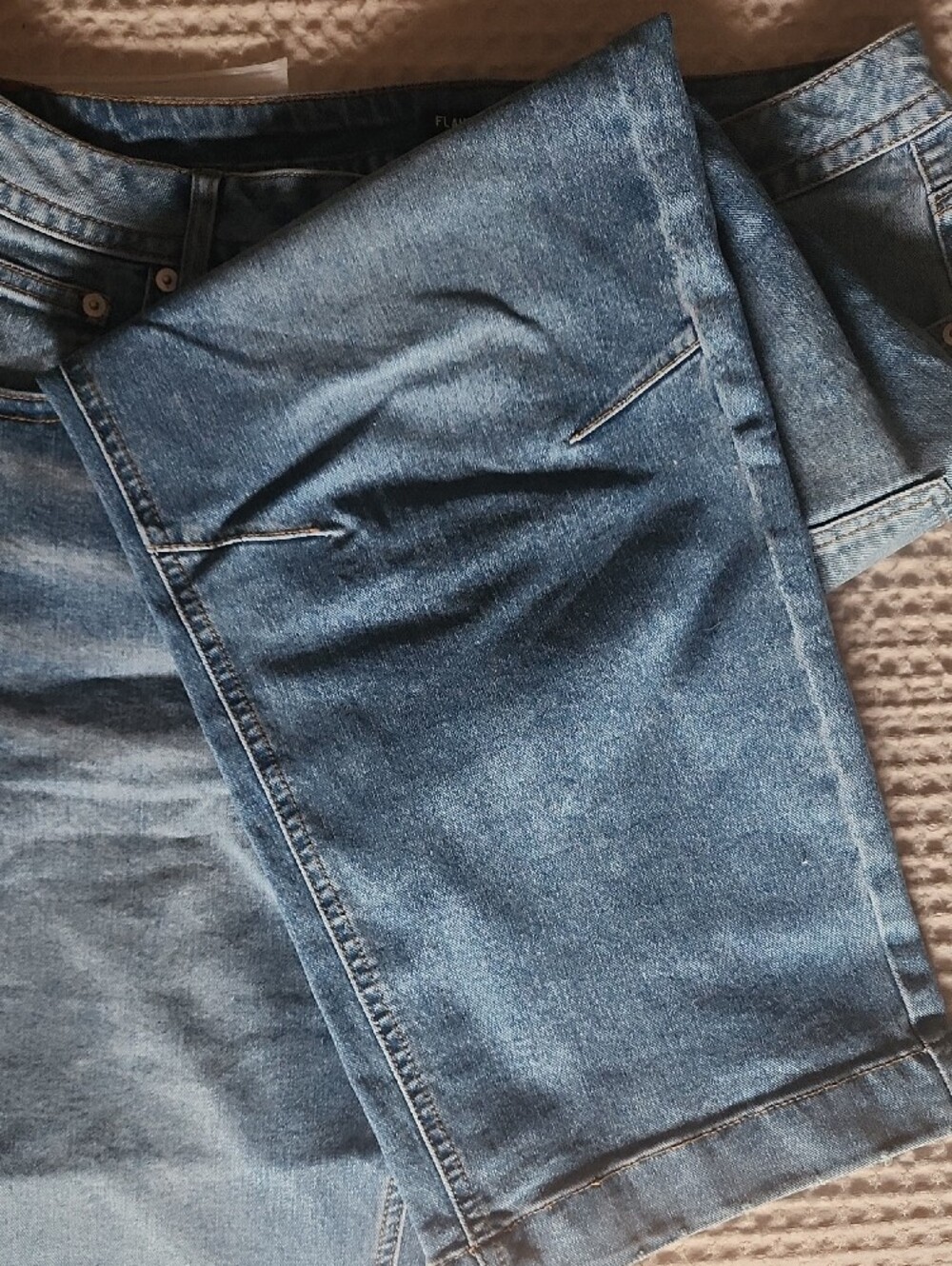 Flamingals Light Blue Denim Barrel Jeans - Picture 4 of 8